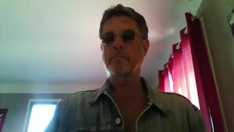 jerflor online show from March 25, 1:18 pm