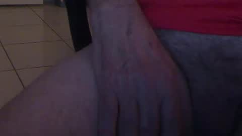 jerryb19027 online show from December 2, 3:05 am