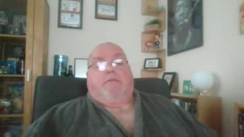 Snapshot of jerseyhammer01 chatting on February 8, 9:03 am Harry online show from February 8, 9:03 am