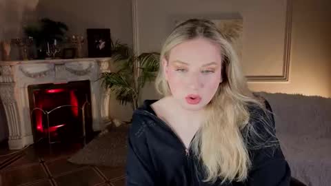 jes_solar online show from November 14, 10:11 pm