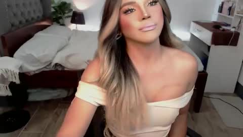 jesie_hot69 online show from September 11, 11:33 am