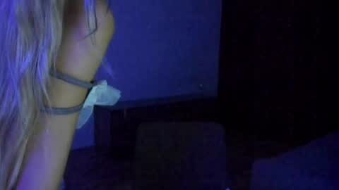 Snapshot of jess1ca_rabb1t chatting on February 11, 11:53 am jess1ca_rabb1t online show from February 11, 11:53 am