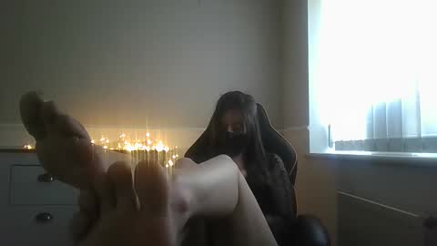 Miss J online show from March 5, 1:06 pm