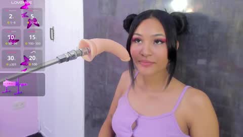 Snapshot of jess_ackerman chatting on February 16, 7:49 pm Jess  online show from February 16, 7:49 pm