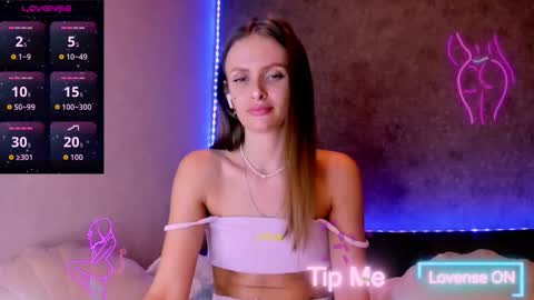 Snapshot of jess_kahawaty chatting on October 9, 8:25 pm Jess online show from October 9, 8:25 pm