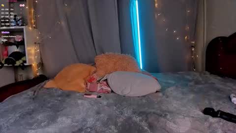 Jess online show from December 21, 4:52 am