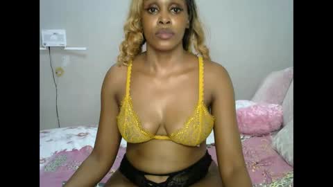 jessajoyy online show from April 2, 7:10 pm