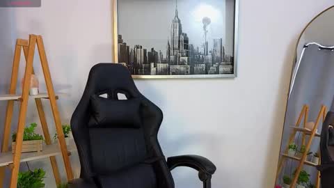 bella  adams online show from October 9, 7:52 pm