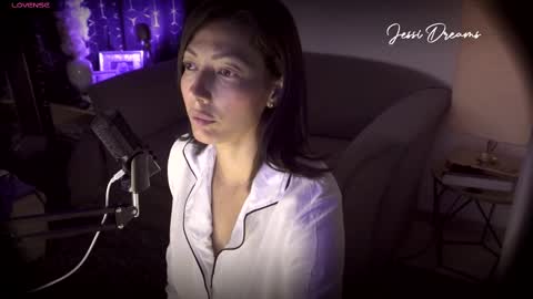 Snapshot of jessi_dreams chatting on September 30, 4:23 am Jessica Gomez online show from September 30, 4:23 am