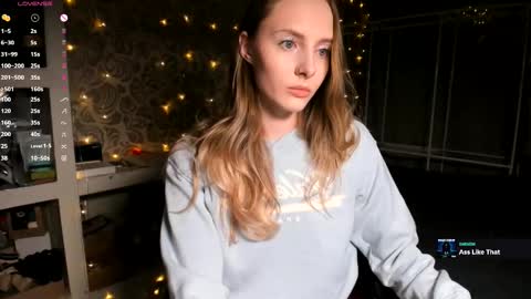 Mila online show from March 6, 12:10 am