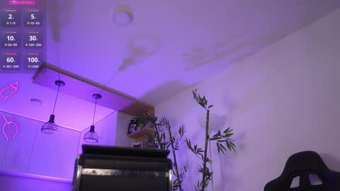  Jessica Pratt  IG jessicaxpratt online show from March 9, 8:02 pm