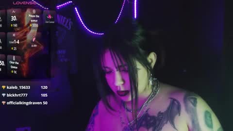 Snapshot of jessie_wild chatting on October 15, 6:16 am jessie_wild online show from October 15, 6:16 am