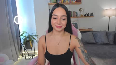 Jess online show from December 1, 6:21 pm