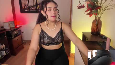 jessiica_beltran online show from January 14, 3:14 am