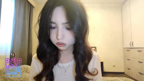 I am Gina ntmu Lets hit 10 Thumbs Up together online show from February 3, 6:40 am