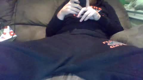 jetthedog14 online show from February 17, 5:04 am