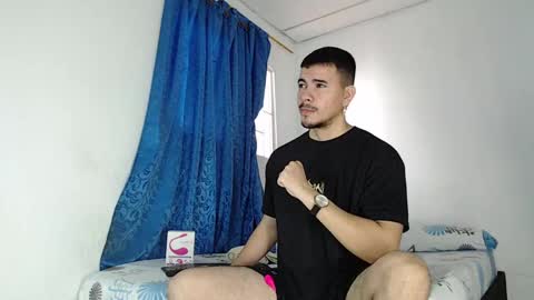 Snapshot of jeycob_happy97 chatting on October 1, 12:48 pm Juan David online show from October 1, 12:48 pm