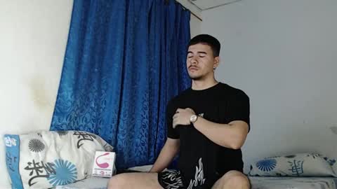 Snapshot of jeycob_happy97 chatting on January 31, 11:03 am Juan David online show from January 31, 11:03 am