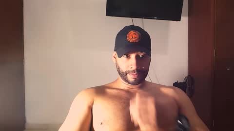 En moreno online show from December 16, 11:44 pm