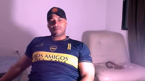 En moreno online show from December 3, 12:09 am