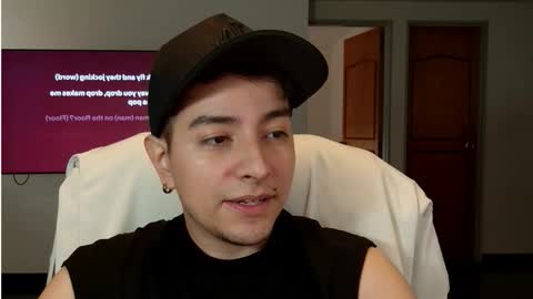 Snapshot of jhoan_saenz chatting on October 10, 2:56 pm Jhoan Saenz online show from October 10, 2:56 pm
