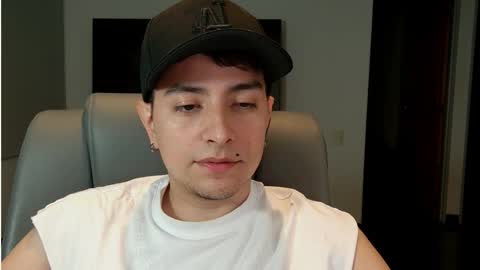 Snapshot of jhoan_saenz chatting on October 7, 5:58 am Jhoan Saenz online show from October 7, 5:58 am