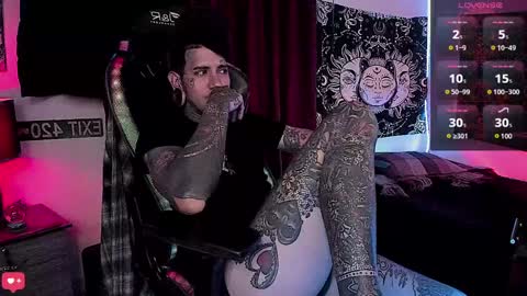 jhonny_ackerman online show from December 3, 2:53 am