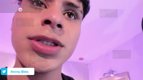 JHONNATHAN online show from November 10, 9:06 pm