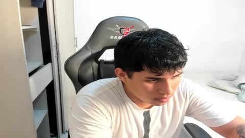 jhonny_dickm online show from September 25, 4:52 am