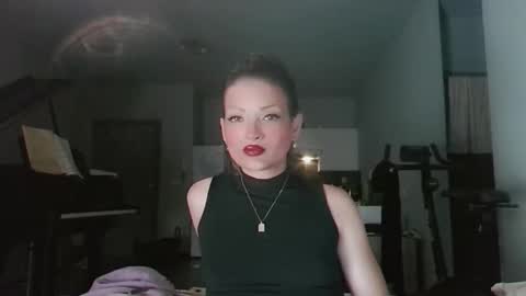 Anya online show from October 24, 8:20 pm