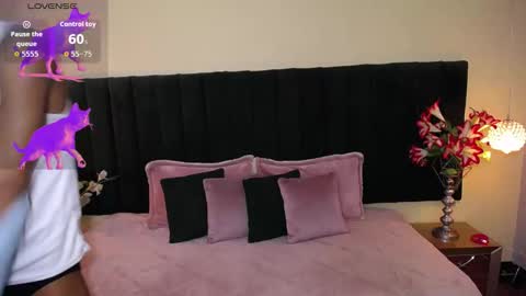 jhos online show from October 20, 1:38 pm