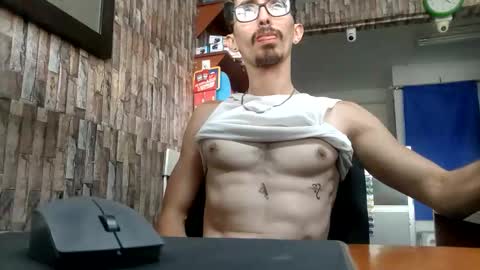 Jhosuamoore  online show from April 20, 9:07 pm