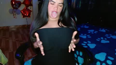 Snapshot of jhulia_hill chatting on February 27, 8:20 pm Jhulia online show from February 27, 8:20 pm