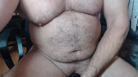 Snapshot of jimbeefbear chatting on October 7, 9:22 pm Jim online show from October 7, 9:22 pm