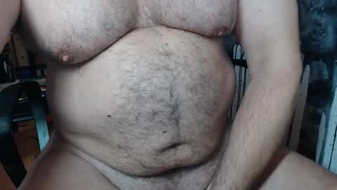 Snapshot of jimbeefbear chatting on October 17, 8:35 pm Jim online show from October 17, 8:35 pm