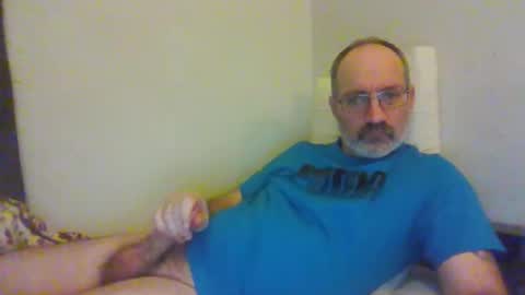 jimmielove2046 online show from April 12, 7:01 am