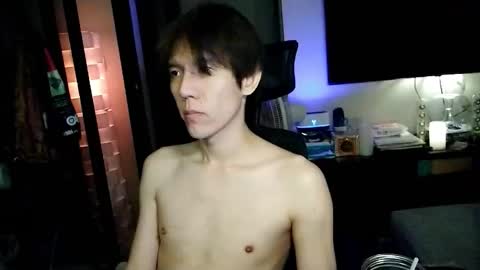 jj_jayjayq online show from March 13, 9:40 pm