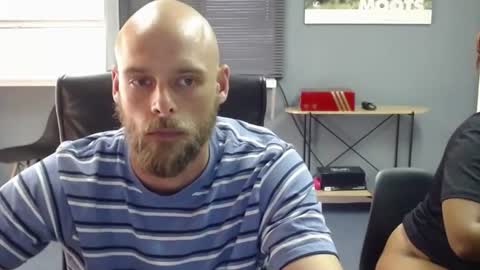 JamesJan van Rebel online show from February 14, 2:54 pm