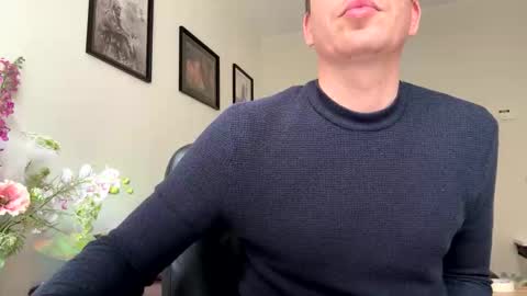 jjd8 online show from April 16, 11:10 am