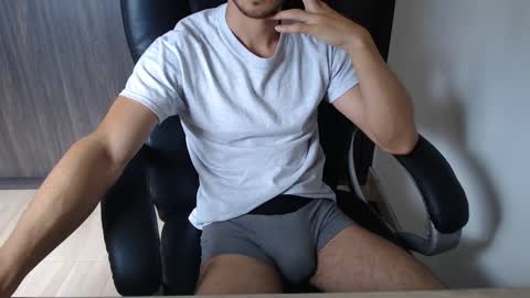 Snapshot of jjrod91 chatting on February 23, 8:00 pm Jon online show from February 23, 8:00 pm