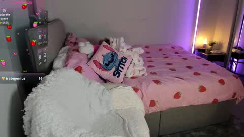 Juliette Rose online show from March 8, 5:55 am