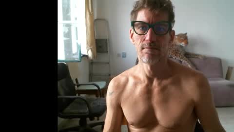 jlmbud online show from September 19, 10:19 am