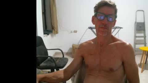 jlmbud online show from February 15, 9:48 pm