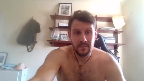 jmakk99 online show from April 7, 11:45 am