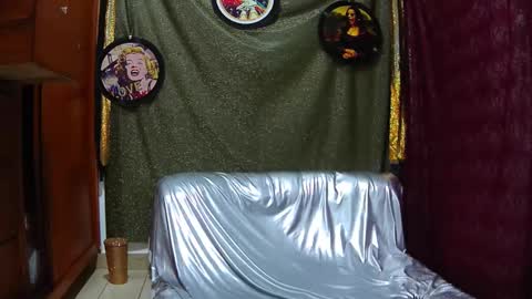 Miguel    ONLYFANS   THECRAZYADAM online show from March 10, 2:27 am