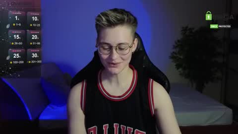 J online show from September 12, 6:32 pm