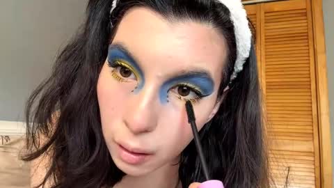 joanaphippin online show from May 24, 7:48 am