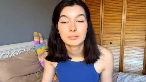 joanaphippin online show from May 19, 7:59 am