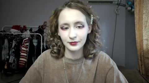 Joannatompson online show from January 27, 6:08 am