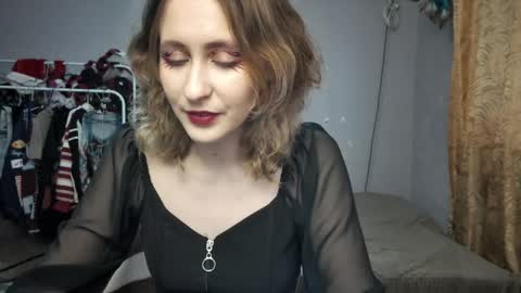 Joannatompson online show from February 7, 1:32 pm